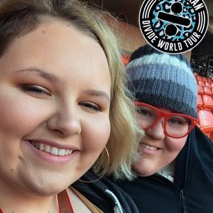 Meet your Posher, Lenzie